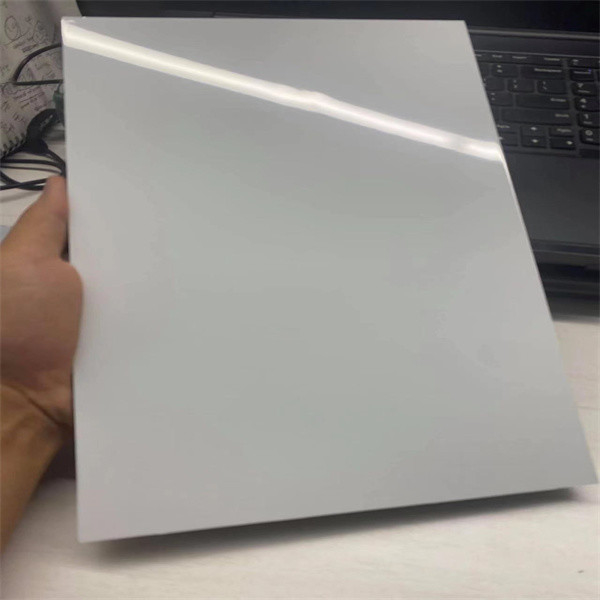 Panel Komposit Aluminium Lukisan Alucobond ACP Berkilau Tinggi Untuk Lapisan Papan Papan, Lantai Dinding Tirai Dan Dekorasi Interior Tempat perlindungan dalam ruangan