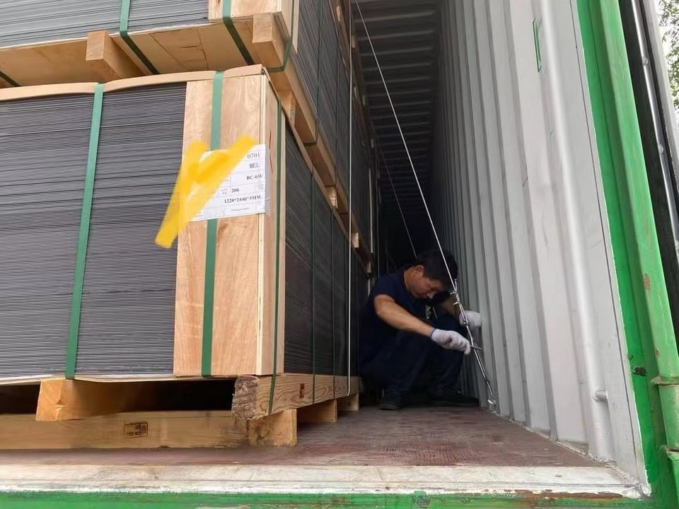 Panel Komposit Plastik Aluminium Kayu 6mm Untuk Dekorasi Interior