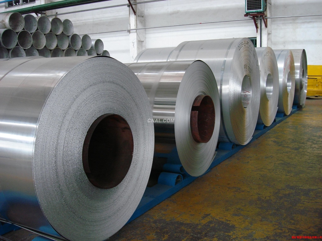 Mudah untuk membersihkan dan memelihara Prepainted Aluminium Coil untuk dan Low-maintenance bangunan fasad dan dinding