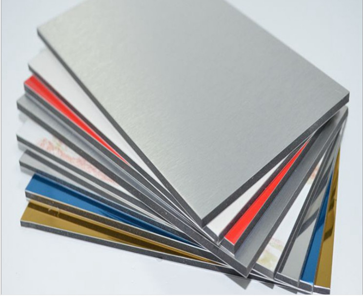 Harga yang kompetitif Panel Komposit Aluminium Alucobond 4 * 8 kaki Ukuran untuk Indoor dan Outdoor