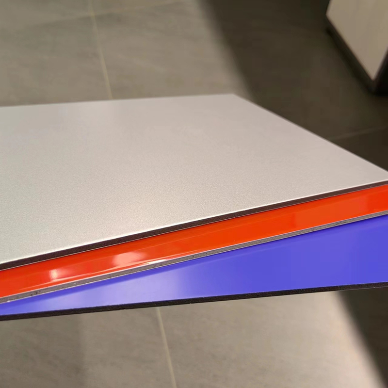 3 * 0,21 * 0,21 Aluminium Composite Panel 3mm Untuk Digital Printing Signage