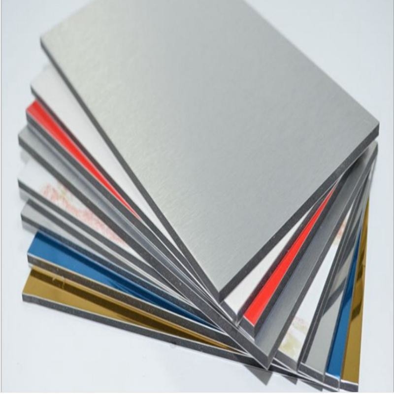 Panel komposit aluminium PE untuk solusi tahan cuaca dan tahan korosi