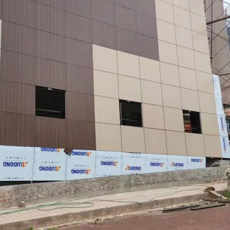 Panel Komposit Aluminium PVDF Kelas B1 Tahan Api untuk Dekorasi Dinding Eksterior