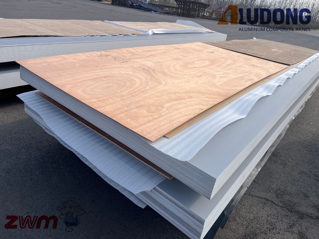 4*0.40mm FR B1 Grade Fire Retardant Aluminium Composite Panel Untuk Pusat Perbelanjaan, Hotel, Stasiun Kereta Api dll