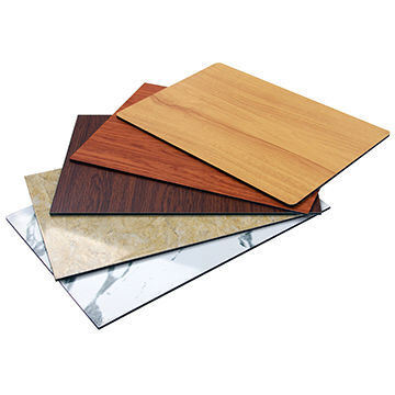 Pemasangan Aman Panel Komposit Aluminium Kayu 4mm, Lapisan PVDF, Isolasi Suara untuk Panel Dinding Bandara Berkualitas Alucobond