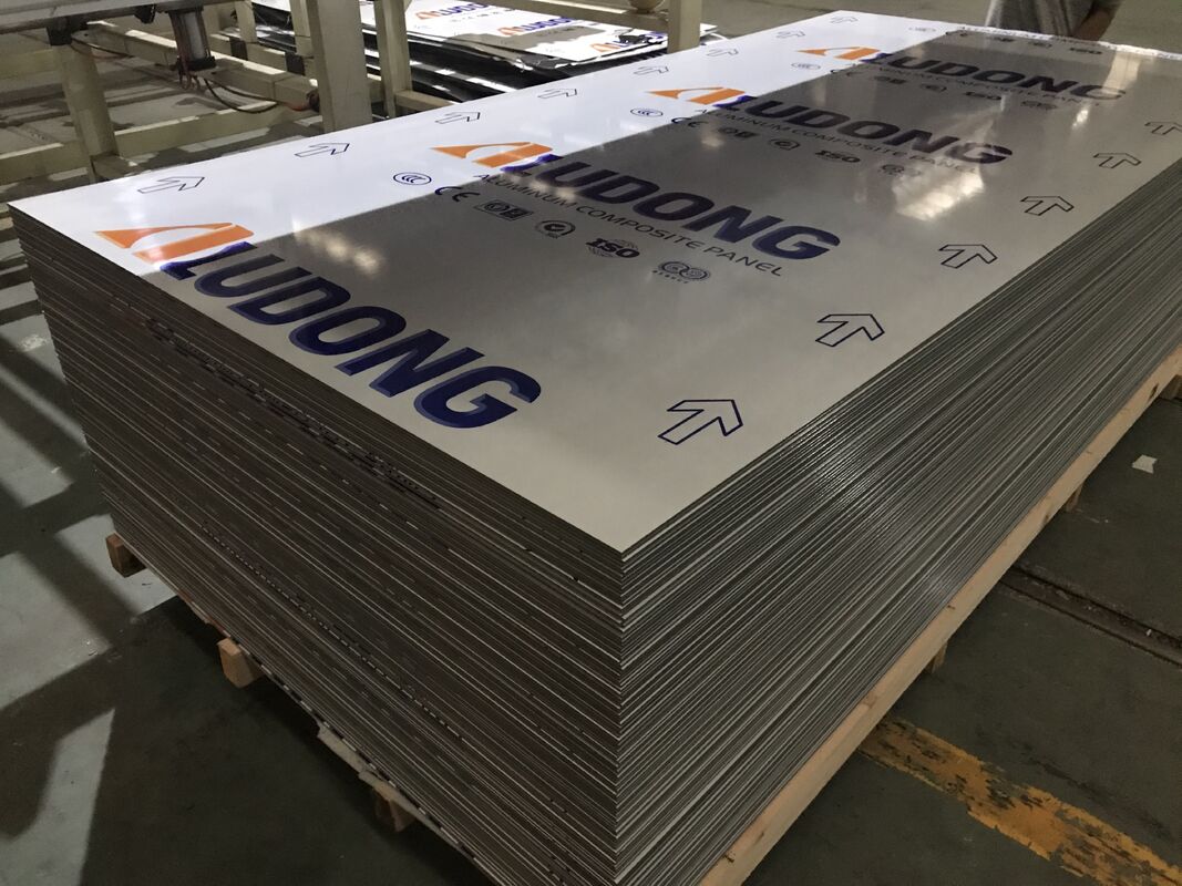 Yunani Panel Komposit Aluminium Kualitas PE Untuk Tanda dan Dekorasi Interior