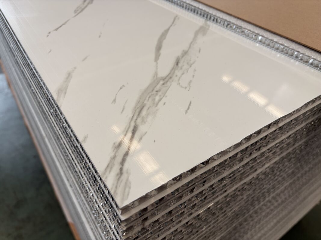 Panel Sarang Lebah Aluminium Untuk langit-langit, atap, penutup dinding interior dan eksterior