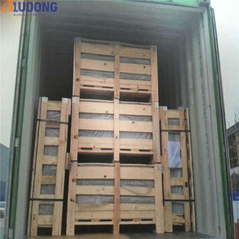 Panel Komposit Aluminium Cermin yang Diuji SGS dengan Lebar 1220mm dan Ketebalan Aluminium 0,15mm