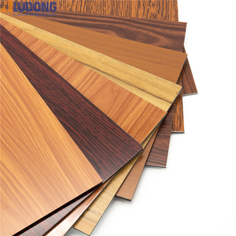 OEM & ODM Kayu Biji ACP ACM Lembar 1550 * 3000mm, Lapisan Nano, Anti-Goresan & Soundproof untuk Stasiun Subway Kualitas Terbaik