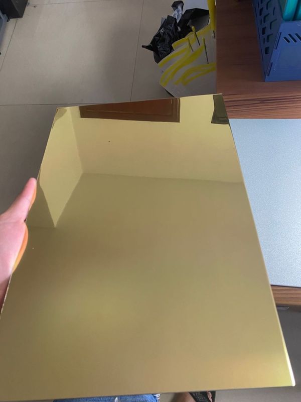 Ukuran maksimum mencapai 2000 * 6000mm Panel Komposit Aluminium Solusi Ultimate Untuk Kebutuhan Konstruksi Anda