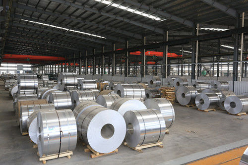 PVDF Coating Pre-treated Aluminium Coil untuk Produksi ACP Dekorasi dinding eksterior