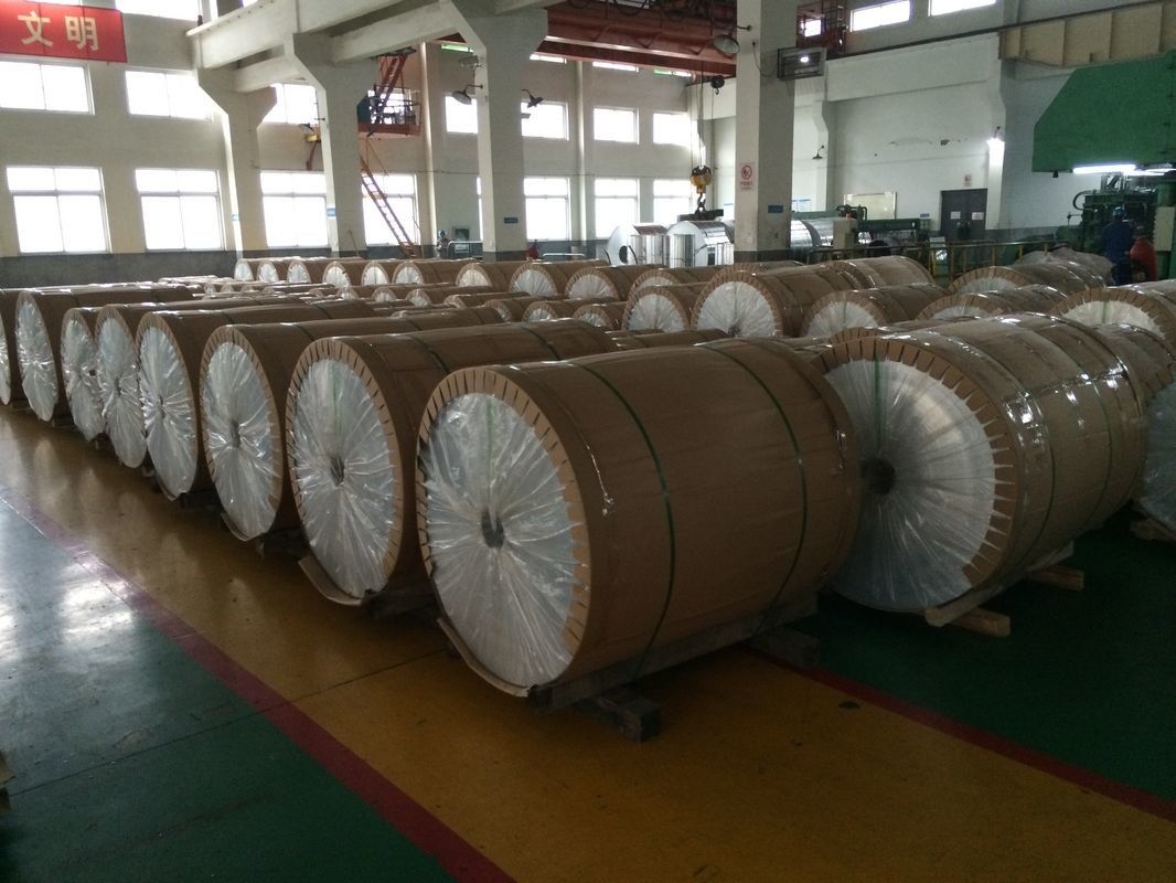 Mudah untuk membersihkan dan memelihara Prepainted Aluminium Coil untuk dan Low-maintenance bangunan fasad dan dinding