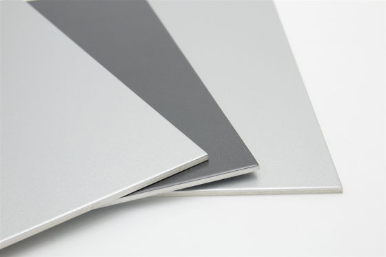 1220*2440*4mm Tahan Api PVDF Aluminium Composite Panel untuk buillding claddding dan dinding tirai