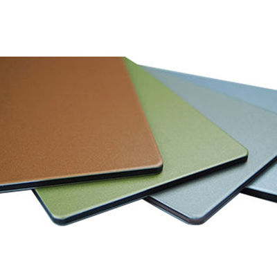 Lebar 1220mm Acp Aluminium Composite Panel Cladding Primer Sisi belakang